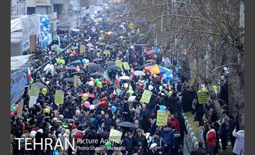 راهپیمایی یوم الله 22 بهمن 13