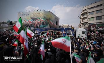 تشییع پیکر مطهر شهدای ناوشکن دنا 45