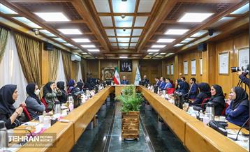 تقدیر از بانوان مدال آور  3