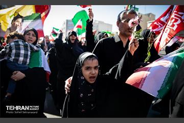 اجتماع مردمی در اربعین رهبر شهید انقلاب - 4