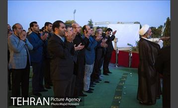 ‪ بازدید دکتر قالیباف از نمایشگاه برج میلاد و دیدار با کودکان کار‬ 12