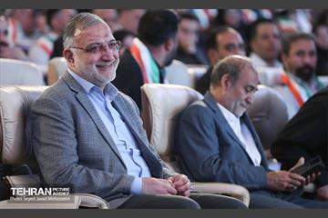 آیین تقدیر از خدمتگزاران بهشت 38