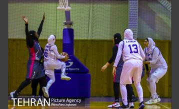 دیدار تیم های بسکتبال نارسینا و گروه بهمن 2