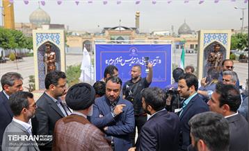 رونمایی از تندیس «خادم حرم» 9