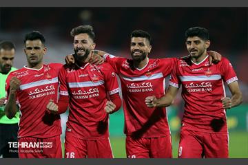 دیدار تیم های فوتبال پرسپولیس و نساجی مازندران 18