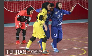 دیدار دو تیم فوتسال زنان سایپا و ملی حفاری 18