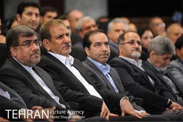 نخستین جشن فارغ التحصیلی ادوار دانشکده خبر 15