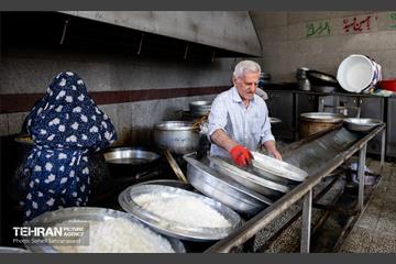 بازدید سخنگوی شهرداری تهران از فعالیت گروه‌های جهادی در منطقه 5