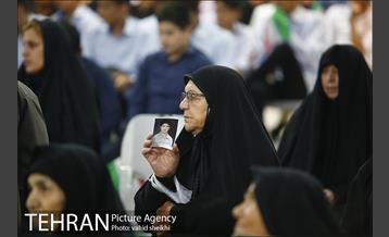 نواختن زنگ دانش آموز شهید در روز اول مهر 12