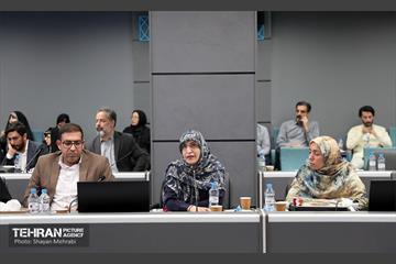تکریم روانشناسان مستقر در مراکز اسکان موقت جنگ رمضان 8