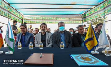 مراسم امضا تفاهم‌نامه واگذاری زمین دپوی خط ۱۰ مترو 7