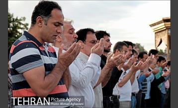 نماز عید فطر در امامزاده صالح(ع) 20