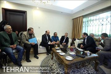 بازدید خبرنگاران از پشت صحنه سریال در جستجوی آرامش‎ 10