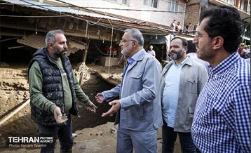 بازدید شهردار تهران از منطقه سیل زده امام زاده داوود(ع) 17