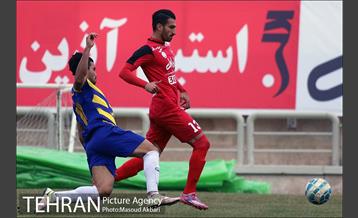 دیدار دوستانه تیم های فوتبال پرسپولیس و پارس جنوبی جم