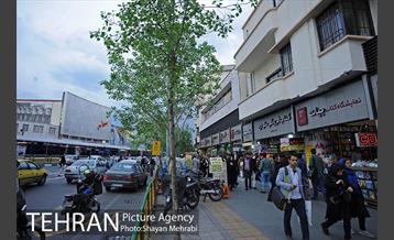 کتاب فروشی های میدان انقلاب 24