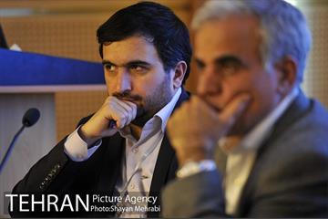 پنل اینترنت اشیا با حضور مهندس فرجود در هفتمین همایش سالانه بانکداری الکترونیک و نظام های پرداخت 18
