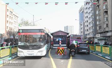 خدمات شهرداری تهران در پایان راهپیمایی ۲۲ بهمن - ۲ 11