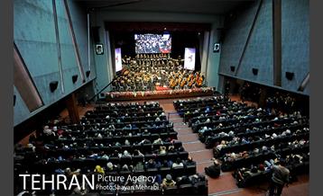 شب موسیقی انقلاب در منطقه گردشگری عباس آباد 25