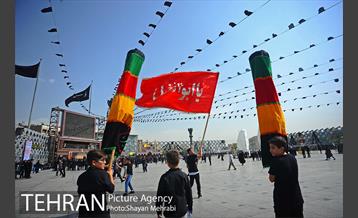 عزاداری تاسوعای حسینی(ع) در میدان امام حسین(ع) 4
