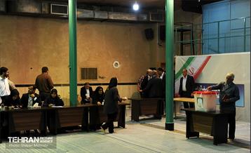 انتخابات چهاردهمین دوره ریاست جمهوری - حسینیه جماران 60