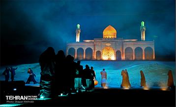 نمایش بزرگ میدانی «تنهاتر از مسیح» 40