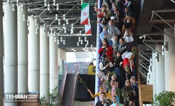 جشن دخترونه در باغ کتاب 3