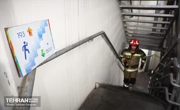 مسابقه پله‌نوردی آتش‌نشانان در برج میلاد 39