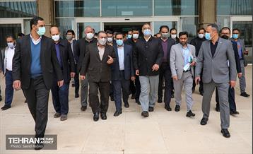 بازدید شهردار تهران از مجموعه شهر آفتاب 26