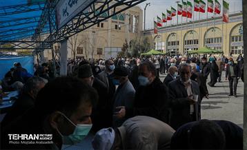 نمازگزاران جمعه پای «میز خدمت شهرداری تهران» 15