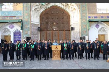 اهتزاز پرچم حرم سیدالشهدا(ع) بر فراز گنبد حرم عبدالعظیم حسنی(ع) 39