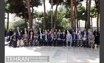 جشن تولد هنرمندان پیشکسوت متولد شهریور‎ 27