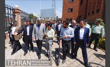 بازدید شهردار تهران از ۱۴ پروژه عمرانی، فرهنگی، ترافیکی منطقه ۹ 16