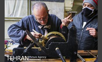 مرمت ساعت قاجارى 18