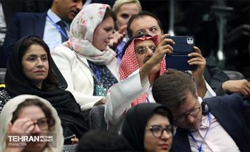 مجمع گفتگوی تهران 4