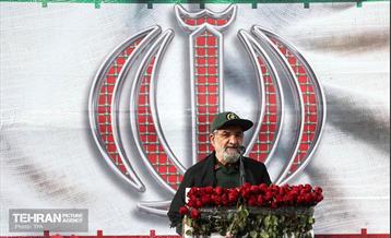 تشییع پیکر ۱۰۰ شهید مردمی و مدافع امنیت در تهران - 1 34