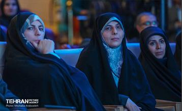 همایش فصلی مدیران و آیین رونمایی از بسته خرسندساز کارکنان شهرداری تهران 9