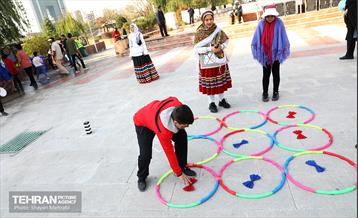 همایش‌ پیاده‌روی خانوادگی کارکنان شهرداری تهران 12