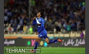 دیدار استقلال تهران و سایپا در لیگ برتر فوتبال 23