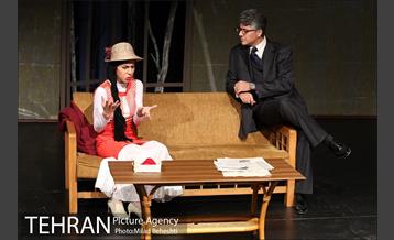 نمایش برگشتی در کار نیست‎ 6