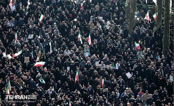 اجتماع مردم تهران در پی شهادت رهبر انقلاب - 2 24