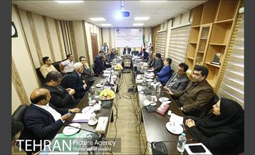 نشست مشترک اعضای کمیسیون بهداشت و درمان مجلس شورای اسلامی با مدیر عامل و معاونین شرکت شهر سالم   14