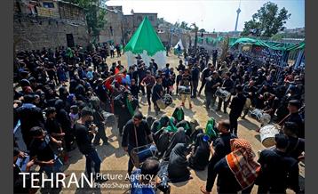 تعزیه ظهر عاشورا در حسینه نهاوندیان 27