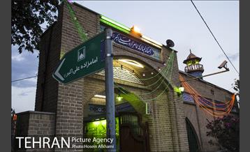 یک لقمه مهربانی در امام زاده علی اکبر 7