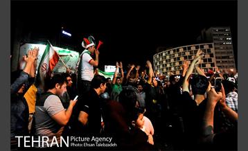 شادی مردم تهران پس از صعود تیم ملی فوتبال به جام جهانی 6
