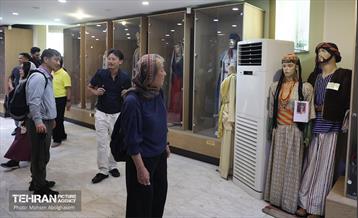 بازدید هیات دیپلماتیک از بناهای تاریخی منطقه ۱۲ 14