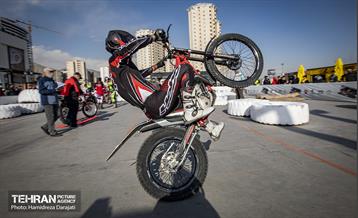 رانـد نهایی مسابقات قهرمانی موتور تریال  20