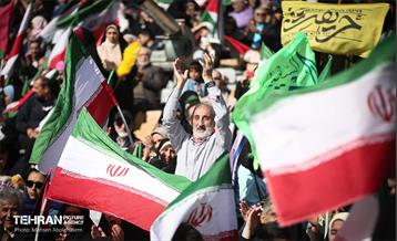 محفل بزرگ قرآنی امام حسنی‌ها  75