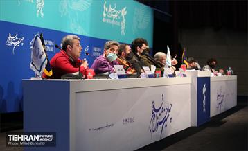 چهارمین روز از چهلمین جشنواره فیلم فجر 24