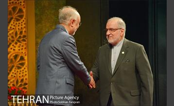 جایزه مصطفی(ص) در تالار وحدت 28